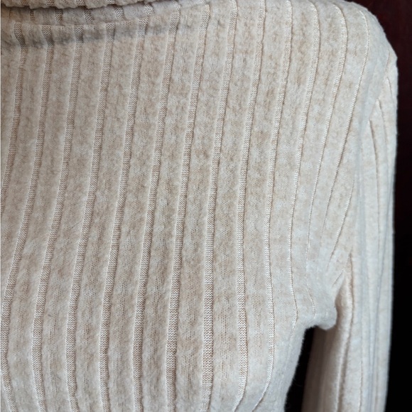 Soft woven Cream Ribbed Turtleneck body suit - Picture 4 of 6